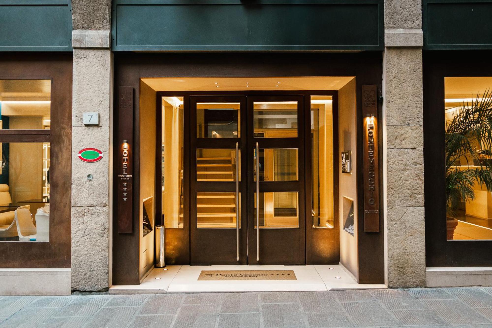 Ponte Vecchio Suites & Spa Флоренция Экстерьер фото