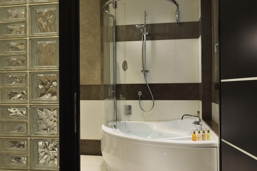 Ponte Vecchio Suites & Spa Флоренция Экстерьер фото